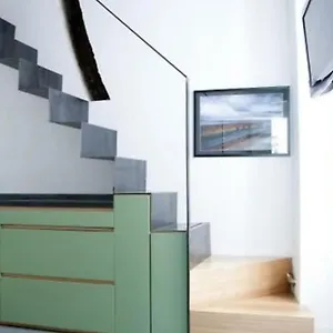 Tespi House , Napoli Italia